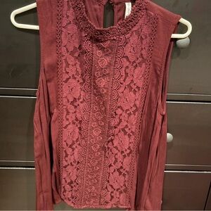Elegant Lace Burgundy Sleeveless Top (Juniors’ Sizing)